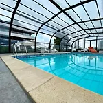 Hotel apartamentowy Luxury Krynica -apartamenty No 1 With Swimming Pool