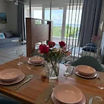 Luxury Krynica -apartamenty No 1 With Swimming Pool Krynica Morska