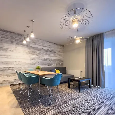 Luxury Krynica -apartamenty No 1 With Swimming Pool Lägenhetshotell Krynica Morska