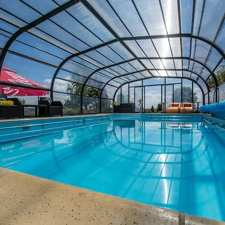 Luxury Krynica -apartamenty No 1 With Swimming Pool