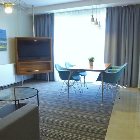 Luxury Krynica -apartamenty No 1 With Swimming Pool Lägenhetshotell