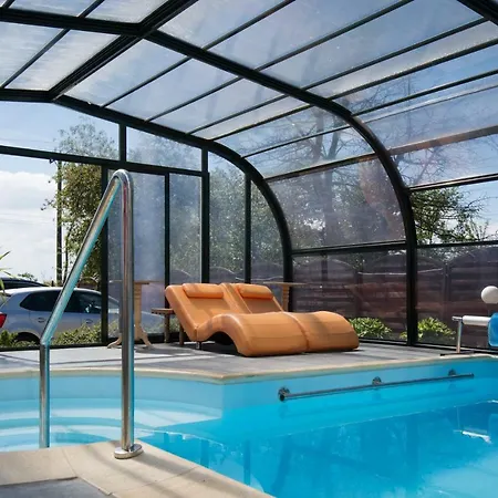 Lägenhetshotell Luxury Krynica -apartamenty No 1 With Swimming Pool Krynica Morska