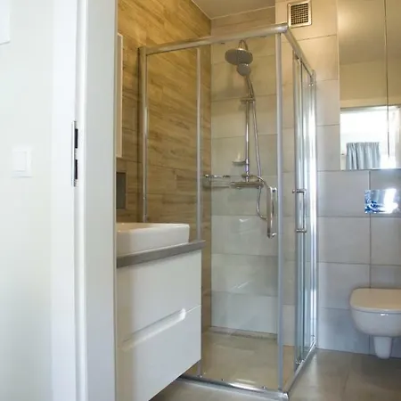 Luxury Krynica -apartamenty No 1 With Swimming Pool Lägenhetshotell Krynica Morska