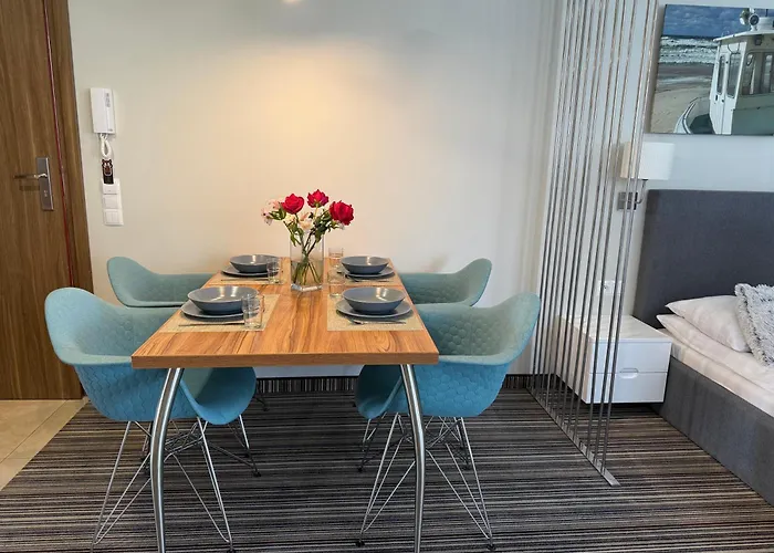 Aparthotel Luxury Krynica -apartamenty No 1 With Swimming Pool